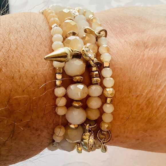 Park Lane Creme, 4 Stretch Bracelets, white pearly beads, gold & crystals - Picture 1 of 8